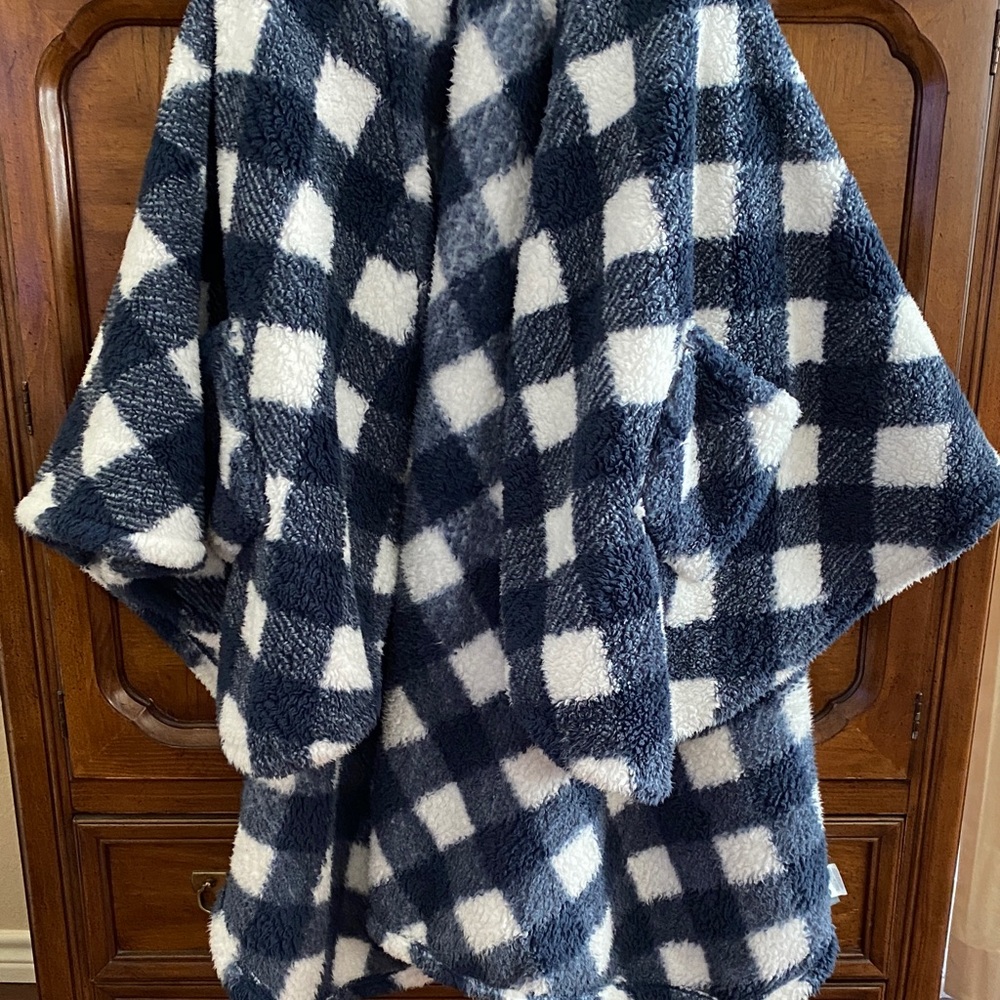Cozy Checkered Poncho